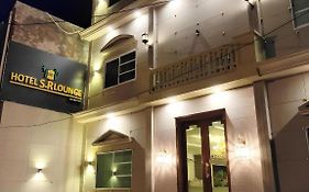 Sr Lounge Multan